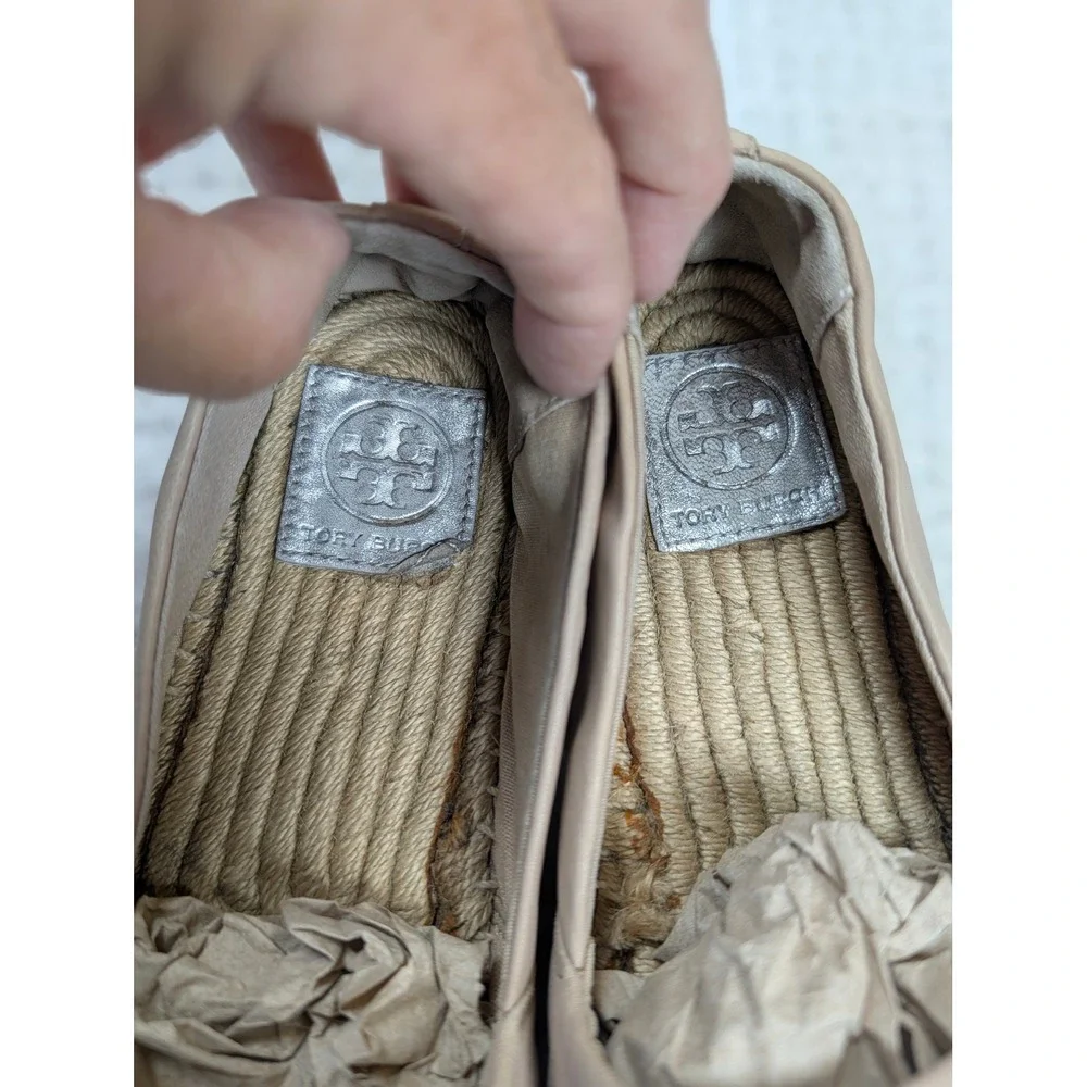 Tory Burch Tan Leather Silver Logo Toe Espadrille Flats Shoes 8.5M 50649